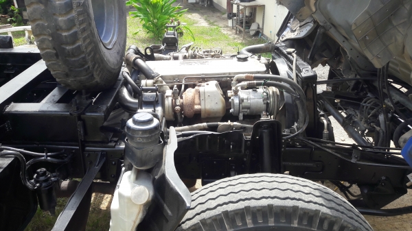 ขายNPRเครื่อง4HG1-130 โบว์ปี48 เครื่องดี คัชชีสวยสด แอร์ เพาเวอร์ สามมิตร  รถสวยเดิมๆ ทะเบียนเต็ม เล่มพร้อม