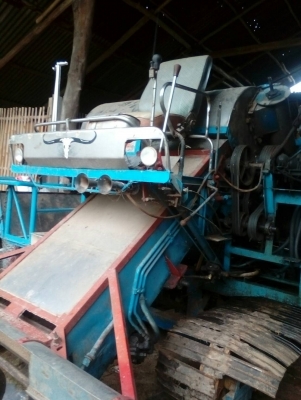 สามชุก รองกระสอบ เดิน10ปั้ม22เครื่องฮีโน่ ho7c โซ่ใหม่ 2เส้น