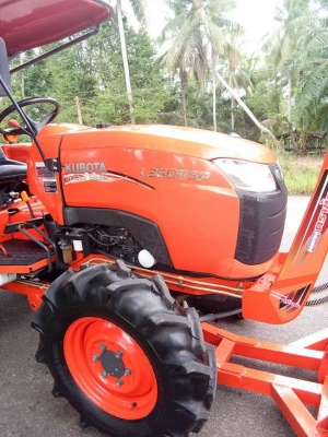 รถไถคูโบต้า L3608SP (4wd) รถสวยเกรดเอ สีเดิม100\%ค่ะ สภาพหล่อมากๆๆ #ใช้งานน้อยเพียง419 ชม. ดันหน้า(ใหม่)➕หางตัดหญ้าขนาด1.30(ใหม่) #เล่มทะเบียนพร้อมโอนค่ะ #จัดส่งทั่วไทย รถไถคูโบต้า L3608SP (4wd) รถสวยเกรดเอ สีเดิม100\%ค่ะ สภาพหล่อมากๆๆ #ใช้งานน้อยเพียง419 ชม. ดันหน้า(ใหม่)➕หางตัดหญ้าขนาด1.30(ใหม่) #เล่มทะเบียนพร้อมโอนค่ะ #จัดส่งทั่วไทย