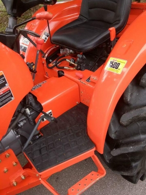 รถไถคูโบต้า L3608SP (4wd) รถสวยเกรดเอ สีเดิม100\%ค่ะ สภาพหล่อมากๆๆ #ใช้งานน้อยเพียง419 ชม. ดันหน้า(ใหม่)➕หางตัดหญ้าขนาด1.30(ใหม่) #เล่มทะเบียนพร้อมโอนค่ะ #จัดส่งทั่วไทย รถไถคูโบต้า L3608SP (4wd) รถสวยเกรดเอ สีเดิม100\%ค่ะ สภาพหล่อมากๆๆ #ใช้งานน้อยเพียง419 ชม. ดันหน้า(ใหม่)➕หางตัดหญ้าขนาด1.30(ใหม่) #เล่มทะเบียนพร้อมโอนค่ะ #จัดส่งทั่วไทย