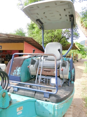 KOMATSU 30R-8 ขนาดPC-30 <มีVDOชม>รถเก่านอกมีเอกสาร☎️ติดต่อ 085-5632278 <ราคาต่อรองได้>