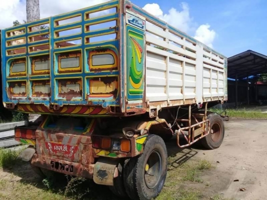 ขาย 285,000 ลุกพ่วงดั้ม 2 เพลา มียุ 5 พ่วง เอกสารเล่มทะเบียน  รถยุ  ศรีสะเกษ โทร&amp;ไอดีไลน์ 0610710295