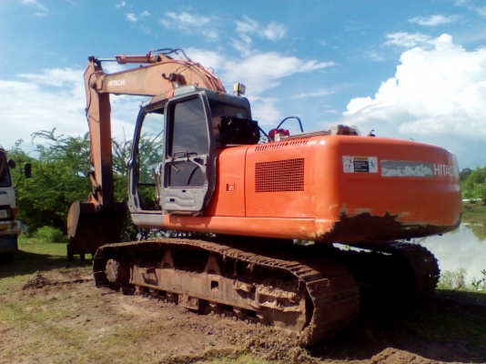 HITACHI ZX 200 รถพร้อมใช้ เครื่องดี ช่วงล่างแน่น เอกสารเล่มทะเบียนพร้อมโอน