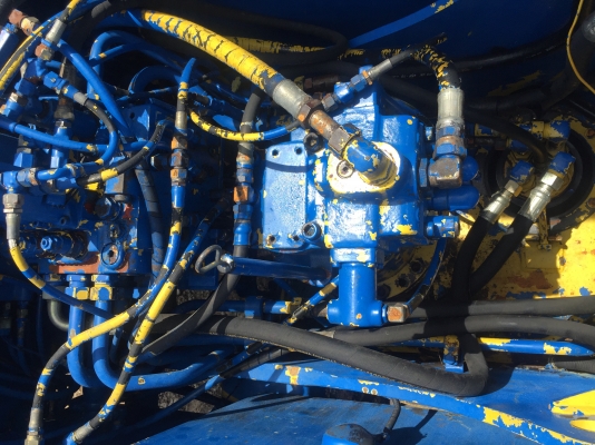 ขายรถแบคโฮโกเบโก้มาคทรีเอกสารเล่มทะเบียนไฟฟ้าครบสภาพเก่านอกใช้งาน4300ชั่วโมง ขายรถแบคโฮโกเบโก้มาคทรีเอกสารเล่มทะเบียนไฟฟ้าครบสภาพเก่านอกใช้งาน4300ชั่วโมง