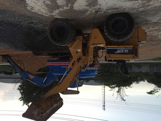 ขายรถตักล้อยางKomatsu เอวอ่อนรุ่นWA30-2 ขายรถตักล้อยางKomatsu เอวอ่อนรุ่นWA30-2