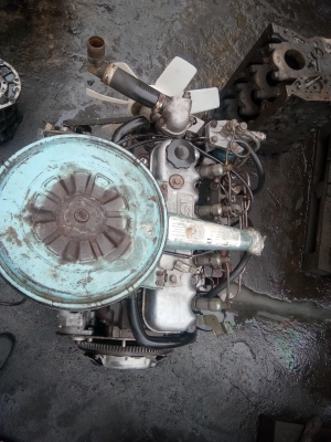 เครื่องยนต์  อิซุสุ C190 สวยๆไม่มีไอ