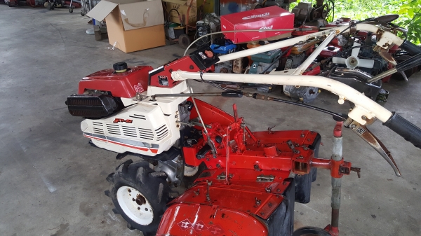 รถพรวนดิน สาดยกร่อง 5 แรง ใบตีดินสวยๆๆ รหัสสินค้า C2 - 13 พร้อมใช้งาน