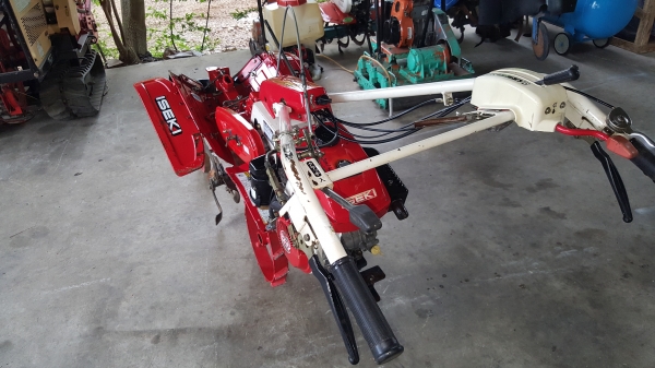 รถพรวนดิน สาด ยกร่อง หมุนแฮนได้ 5.8 แรงพร้อมใช้งาน สอบถามได้ต่อรองได้ รถพรวนดิน สาด ยกร่อง หมุนแฮนได้ 5.8 แรงพร้อมใช้งาน สอบถามได้ต่อรองได้