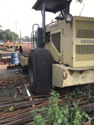 ขายด่วน รถบด 10ตันสั่นสะเทือน 2เพลา. เครืองดี อุปกรน์พร้อม มีทะเบียน พร้อมโอน ขาย520000 ขายด่วน รถบด 10ตันสั่นสะเทือน 2เพลา. เครืองดี อุปกรน์พร้อม มีทะเบียน พร้อมโอน ขาย520000