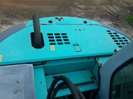 ขายKOBELCO SK135SR  -1  YY02  เก่าญี่ปุ่นแท้  มาใหม่  สภาพสวย  เดิมๆๆ  มีลายแย๊ก ลองระบบได้ทุกวัน  โทร 089-3818694  ดวงนภา