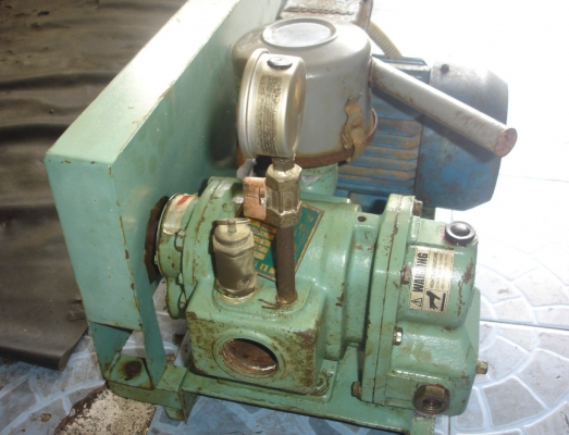 ขายปั้มเติมอากาศ มอเตอร์2แรง ไฟ380 ท่อออก2นิ้ว งานjapan