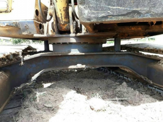 ขาย 250,000 KOBELCO sk 60-2 เครื่องดี ปั้มแรง เอวแน่น ช่วงล่างดี แต่บูมอามมีรอยปะดาม รถอยู่ ชลบุรี 090-772-3710 090-772-3708