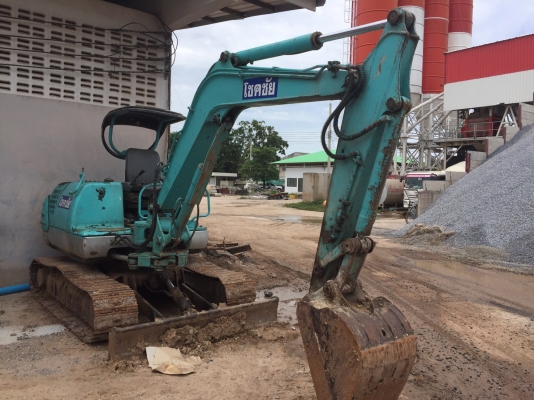 รถแบคโฮ Kobelco sk45 สภาพดีครับ เปลี่ยนเครื่องเป็น kubota รถแบคโฮ Kobelco sk45 สภาพดีครับ เปลี่ยนเครื่องเป็น kubota
