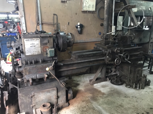 ขายเครื่องกลึง 12ฟุต 6ฟุต แท่นอัด100ตัน 350,000 ครับ