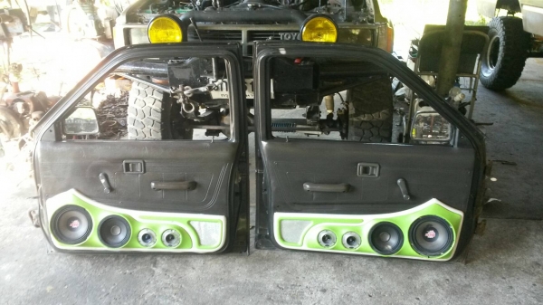 ขายประตูรถยนต์บิ๊กเอ็มคู่หน้า