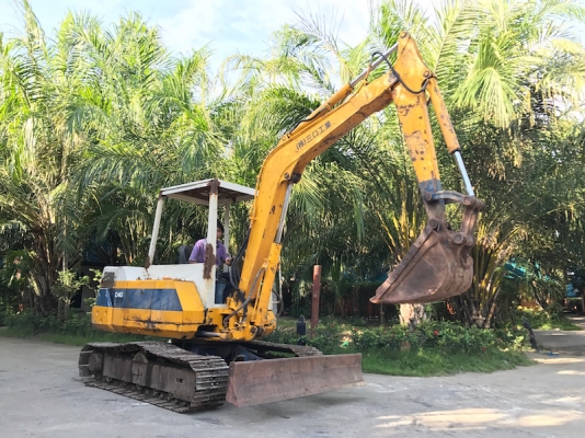 KOMATSU PC40-6 คอนโทลดี ปั้มแรง แน่นๆ สวยเดิมจากญี่ปุ่น100\% ทำงานสมบูรณ์ทุกระบบ รับรองไม่ผิดหวัง 265,000 เท่านั้น!!