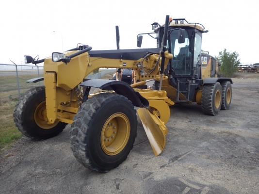 Caterpillar 160M รถเกรด สั่งนำเข้าอเมริกา โทร. 080-6565422 (หนิง)