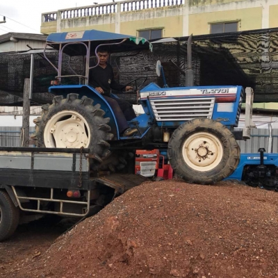 รถเข้าใหม่#ปัญญาแทรคเตอร์..จัดมาให้ครับ ด่วน 85,000บาท. รถแทรกเตอร์ อีเซกิTL2701พร้อมผาน5 สภาพพร้อมใช้