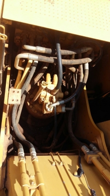 ขายด่วนรถแบคโฮ  CAT320D รถทำงานได้ 8550 ชั่วโมง เอกสารเล่มทะเบียน