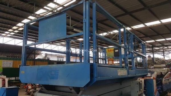 รถกระเช้าGENIE รุ่น GS3384ดีเชล 4 สูบ พื้นกว้างxยาว1.8 x 3.8 m.รหัสสินค้า 81004884 ติดต่อ 081-8283376  www.nihonmono.com