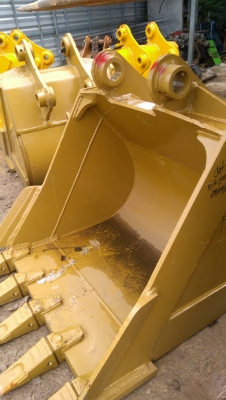 บุ้งกี๋ CAT 315 ของใหม่นำเข้าจากญี่ปุ่น