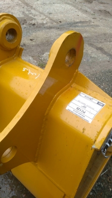 บุ้งกี๋ KOMATSU PC120 ของใหม่นำเข้าจากญี่ปุ่น