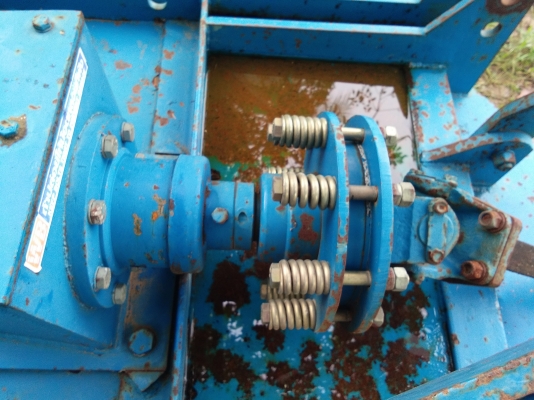 ขายเครื่องตัดหญ้ารถไถฟอด สภาพเหมือนใหม่ พร้อมใช้งานเลย