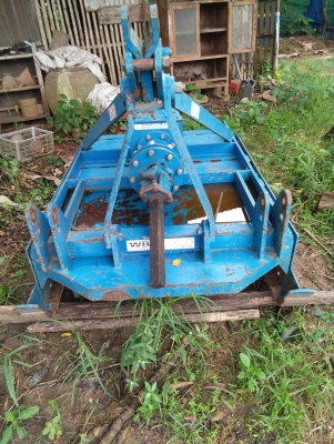 ขายเครื่องตัดหญ้ารถไถฟอด สภาพเหมือนใหม่ พร้อมใช้งานเลย