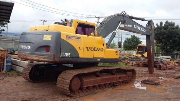 ขายรถแม็กโค / VOLVO 210