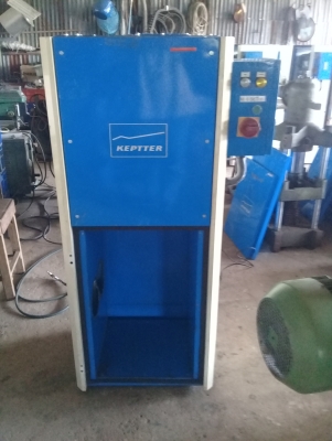 เครื่องดูดฝุ่นอุสาหกรรมแบบใส้กรองดักเก็บฝุ่นในตัว เครื่องดูดฝุ่นอุสาหกรรมแบบใส้กรองดักเก็บฝุ่นในตัว