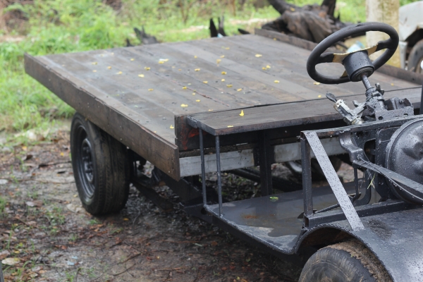 อีแต๋นกระบะไม้พื้นเรียบสวยๆ อีแต๋นกระบะไม้พื้นเรียบสวยๆ