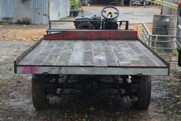 อีแต๋นกระบะไม้พื้นเรียบสวยๆ อีแต๋นกระบะไม้พื้นเรียบสวยๆ