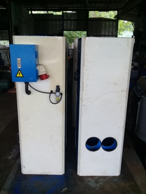 เครื่องดูดฝุ่นงานขัดเจียโลหะแบบใส้กรองดักเก็บฝุ่นในตัว เครื่องดูดฝุ่นงานขัดเจียโลหะแบบใส้กรองดักเก็บฝุ่นในตัว