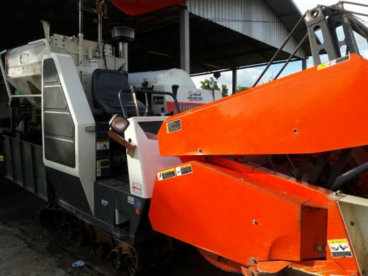 ขายรถเกี่ยวKUBOTA DC60พลัสปี54 ทำงาน1,149ชม.ช่วงล่างดีเอกสารเล่มทะเบียนพร้อมทำงาน ขายรถเกี่ยวKUBOTA DC60พลัสปี54 ทำงาน1,149ชม.ช่วงล่างดีเอกสารเล่มทะเบียนพร้อมทำงาน