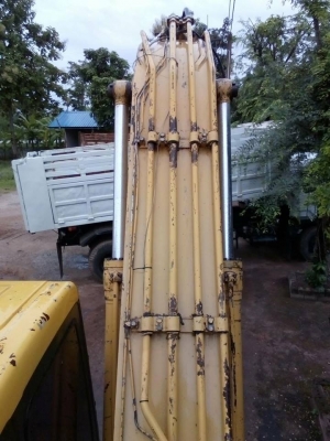 ขายรถขุดแบ็คโคPC200-6ไฟฟ้าเต๋ม เอกสารเล่มทะเบียน เช็คระบบพร้อมใช้งานบูมสวย