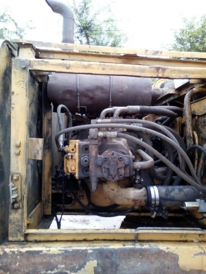 ขายรถขุดแบ็คโคPC200-6ไฟฟ้าเต๋ม เอกสารเล่มทะเบียน เช็คระบบพร้อมใช้งานบูมสวย