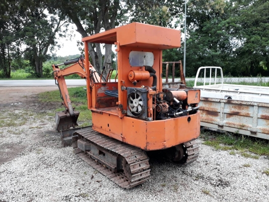 ขายด่วนแบคโฮเล็ก สภาพพร้อมใช้งาน เครื่องดี ปั้มดี ตัวเดินดี เอวแน่น โซ่เต็ม