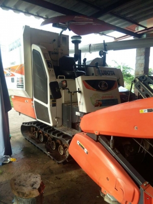 ขายรถเกี่ยวข้าวคูโบต้าDC95พลัสปี58ทำงาน520ชม.ช่วงล่างดีสภาพเดิมสวยพร้อมทำงาน