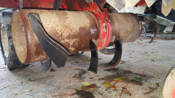 รถพรวนดิน ยกร่องสาดดิน 6 แรงพร่อมใช้งาน สอบถามได้ต่อรองได้ขายได้ขาย รหัสสินค้า  C2  - 14