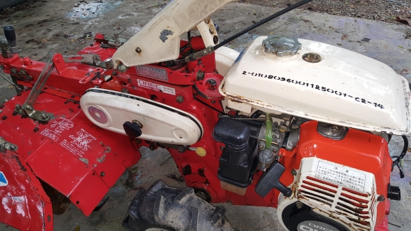 รถพรวนดิน ยกร่องสาดดิน 6 แรงพร่อมใช้งาน สอบถามได้ต่อรองได้ขายได้ขาย รหัสสินค้า  C2  - 14