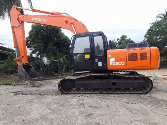 ขายHITACHI EX200-5  รถบ้านฝากขาย สภาพดี  ตรวจเช็คระบบพร้อมใช้   เอกสารครบ  ลองระบบกันได้ทุกวัน  โทร  089-3818694  ดวงนภา