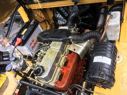 ขายรถนอกนำเข้า MITSUBISHI FD25 ยก 2.5 ตัน 4 เมตร เสาเข้าตู้ ดีเซลเกียร์ธรรมดา เครื่องเกียร์ดีมากๆๆ 290,000 บาท 094-426-7888 จะเด็ด