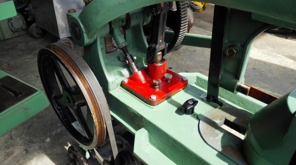 ** SOLD ** เลื่อยตัดเหล็ก HERO 14" รุ่นท้อปฐานถาดมีปั้มน้ำ มอเตอร์ Mitsu 1/3 hp 220v พร้อมใช้ ** SOLD ** เลื่อยตัดเหล็ก HERO 14" รุ่นท้อปฐานถาดมีปั้มน้ำ มอเตอร์ Mitsu 1/3 hp 220v พร้อมใช้