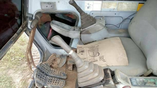 325,000 กับ 395,000 1. HITACHI EX200-2 เอกสารเล่มระบบไฟเต็มราคา 395,000 2. HITACHI EX 200-2 ระบบไฟแม็คปั้มไม่มีเอกสารราคา 325,000 บาท รถชัยภูมิ 325,000 กับ 395,000 1. HITACHI EX200-2 เอกสารเล่มระบบไฟเต็มราคา 395,000 2. HITACHI EX 200-2 ระบบไฟแม็คปั้มไม่มีเอกสารราคา 325,000 บาท รถชัยภูมิ