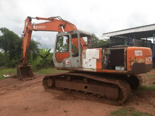 325,000 กับ 395,000 1. HITACHI EX200-2 เอกสารเล่มระบบไฟเต็มราคา 395,000 2. HITACHI EX 200-2 ระบบไฟแม็คปั้มไม่มีเอกสารราคา 325,000 บาท รถชัยภูมิ
