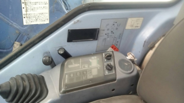 โคมัตสุ Pc 128 เก่านอกญี่ปุ่นมีเก๋งมีแอร์ ราคา 850,000 บาท รถกรุงเทพฯ 087-2637446 ตำนาน