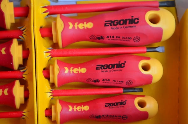 ชุดไขควง FELO VDE. ชุดไขควง FELO VDE.