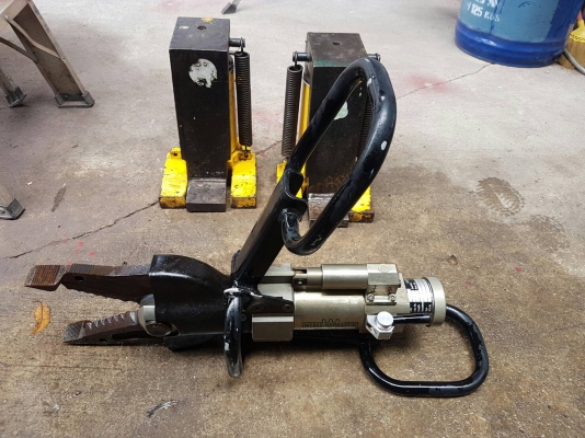 รับซ่อมแม่แรงไฮดรอลิค ปั้มไฮดรอลิค แม่แรงกระปุก ตะเข้ยกรถ รับซ่อมแม่แรงไฮดรอลิค ปั้มไฮดรอลิค แม่แรงกระปุก ตะเข้ยกรถ