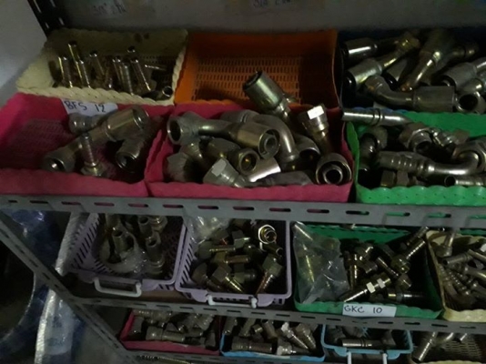 ขายเครื่องอัดสายไฮดรอลิคและ(อะไหล่แบคโฮร์ รถดั๊ม) ขายเครื่องอัดสายไฮดรอลิคและ(อะไหล่แบคโฮร์ รถดั๊ม)