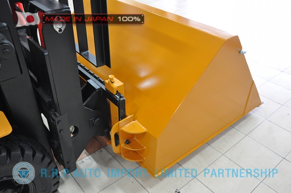 ขายรถโฟล์คลิฟท์มือสอง TCM รุ่น FD15T12-4IH00107 นำเข้าจากประเทศญี่ปุ่น 100\% ไม่เคยใช้งานในไทย